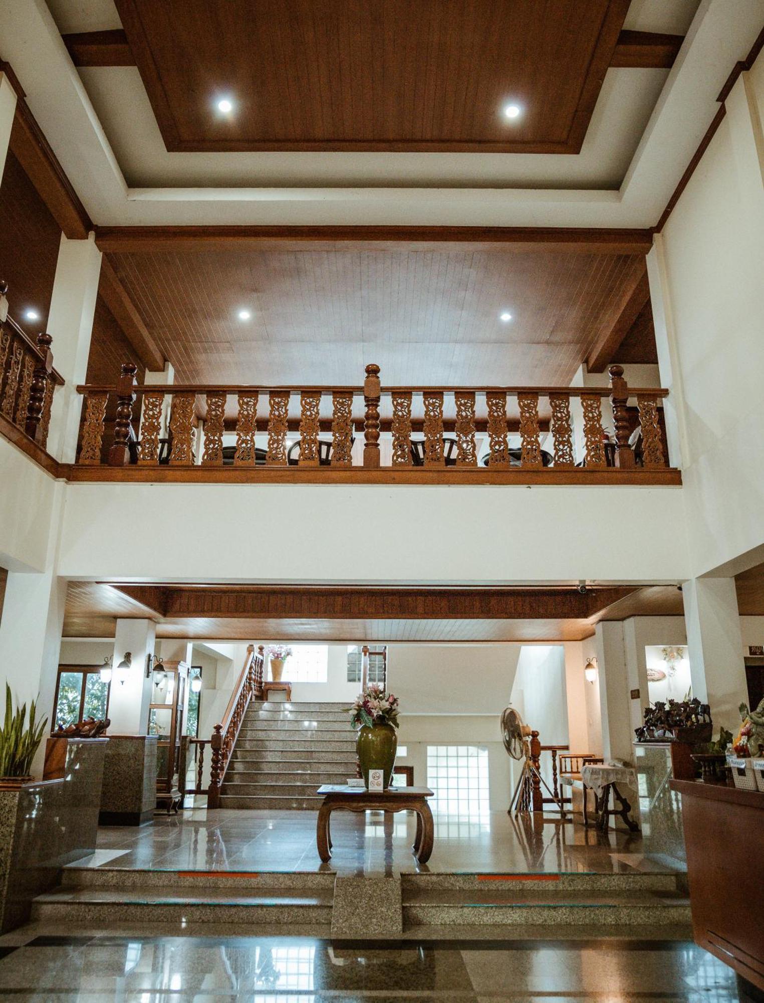Tak Andaman Resort & Hotel Exterior photo