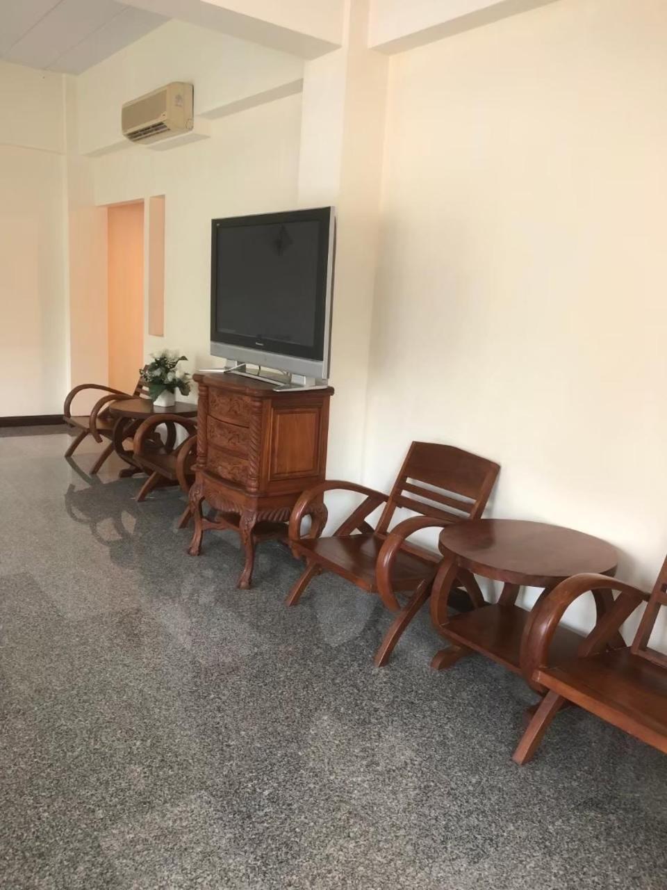 Tak Andaman Resort & Hotel Room photo