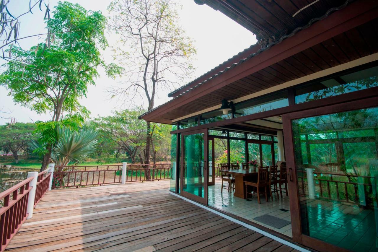 Tak Andaman Resort & Hotel Exterior photo
